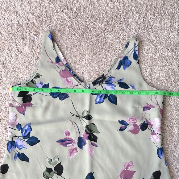 Le Chateau | Floral Top - Picture 2 of 7